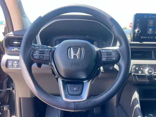 Thumbnail: 2023 Honda Pilot - 17