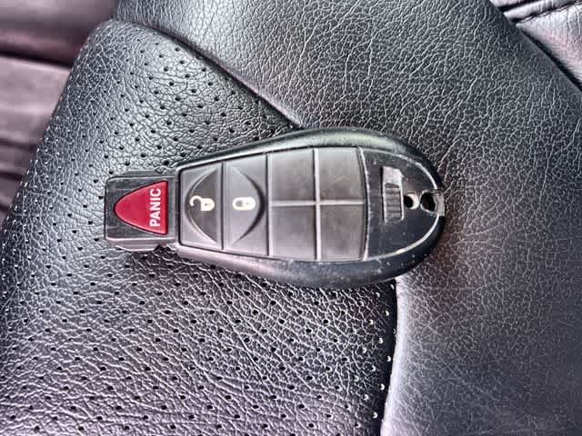 Thumbnail: 2017 Jeep Cherokee - 21