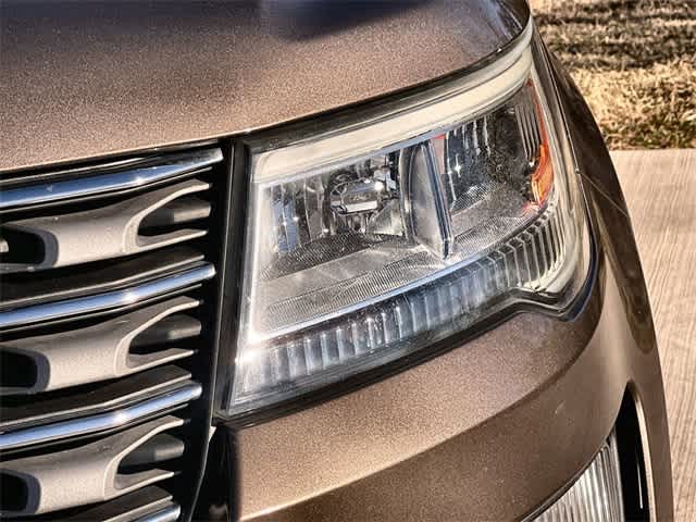 Thumbnail: 2016 Ford Explorer - 24