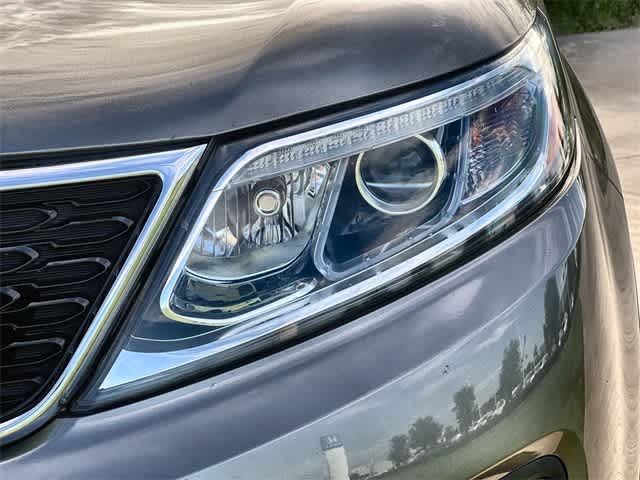 Thumbnail: 2015 Kia Sorento - 24