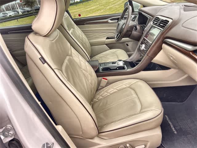 Thumbnail: 2017 Ford Fusion - 12