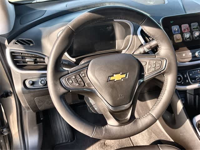 Thumbnail: 2017 Chevrolet Volt - 17
