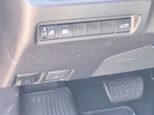 Thumbnail: 2021 Toyota RAV4 - 29