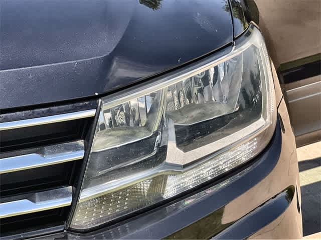 Thumbnail: 2019 Volkswagen Tiguan - 24