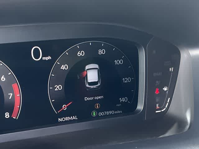 Thumbnail: 2025 Acura ADX - 19