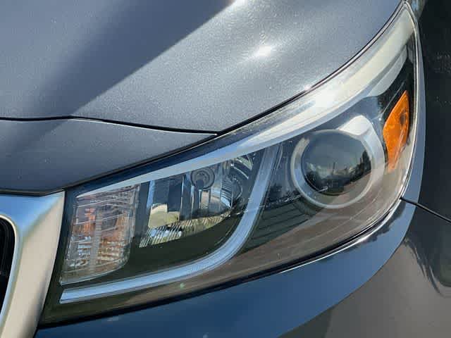 Thumbnail: 2016 Kia Sedona - 24