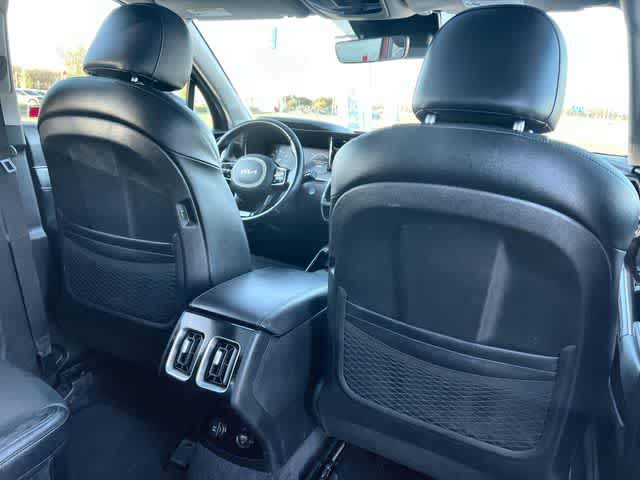 Thumbnail: 2022 Kia Sorento - 13