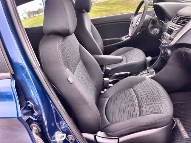 Thumbnail: 2015 Hyundai Accent - 12