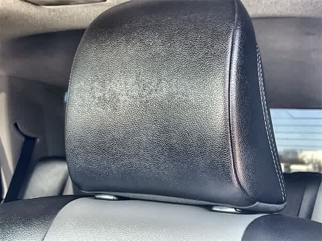 Thumbnail: 2015 Toyota 4Runner - 25