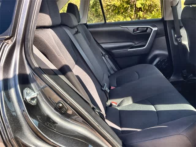 Thumbnail: 2021 Toyota RAV4 - 14