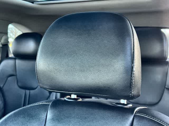 Thumbnail: 2022 Kia Sorento - 26