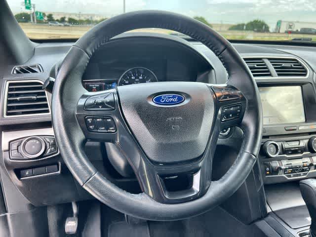 Thumbnail: 2017 Ford Explorer - 17