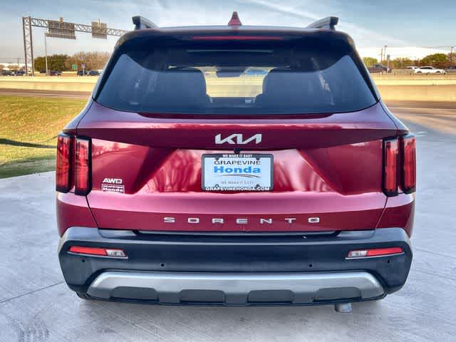 Thumbnail: 2022 Kia Sorento - 6