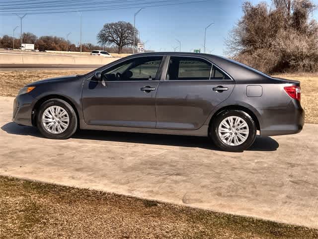 Thumbnail: 2012 Toyota Camry - 4