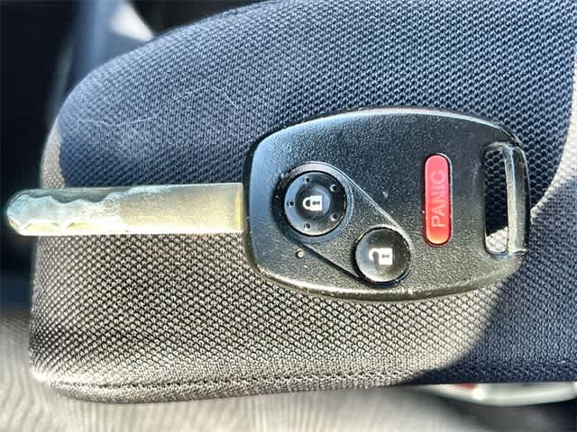 Thumbnail: 2010 Honda CR-V - 21