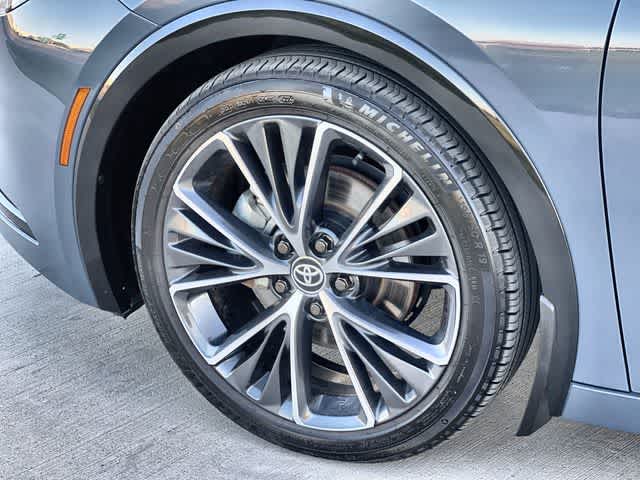 Thumbnail: 2024 Toyota Prius - 9