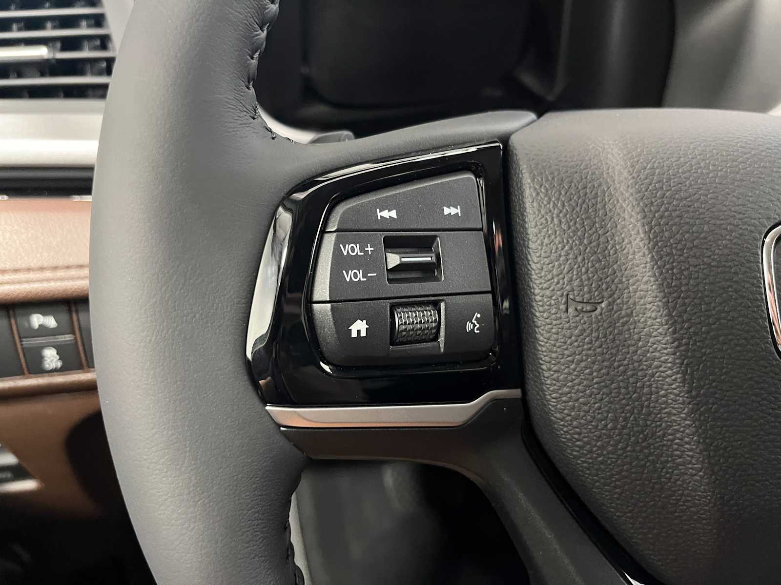 Thumbnail: 2026 Honda Odyssey - 16