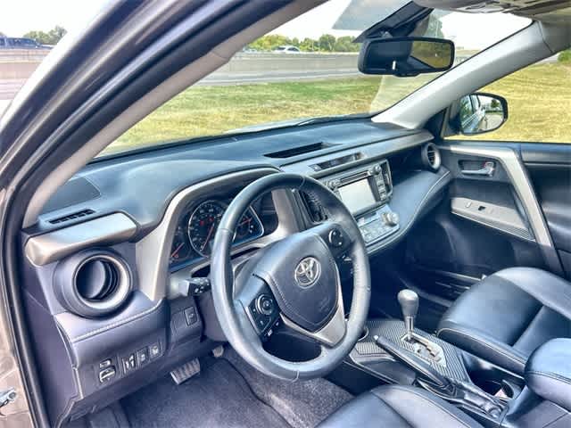 Thumbnail: 2014 Toyota RAV4 - 15