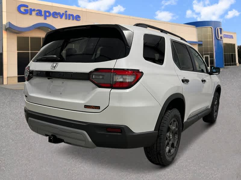 Thumbnail: 2025 Honda Pilot - 8