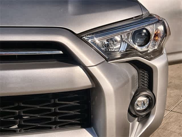 Thumbnail: 2022 Toyota 4Runner - 24