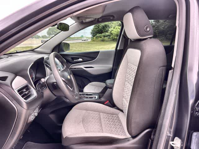 Thumbnail: 2022 Chevrolet Equinox - 11