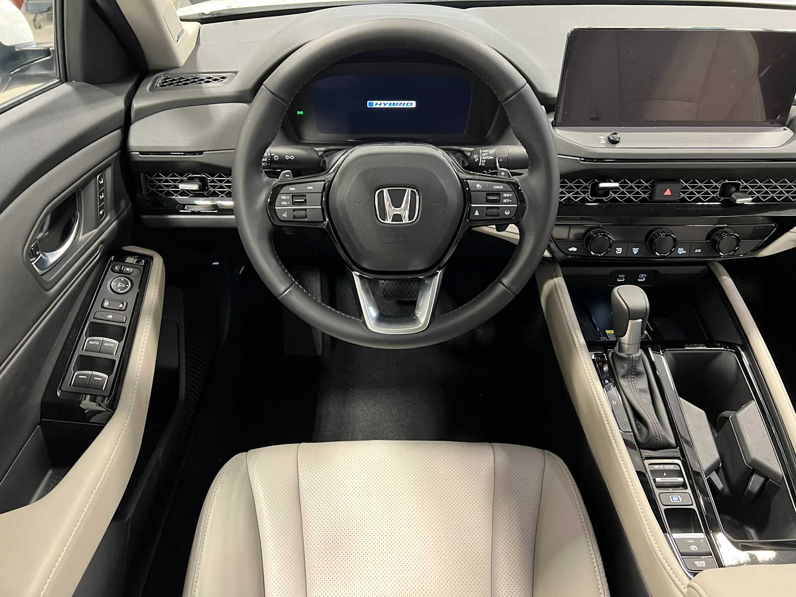 Thumbnail: 2025 Honda Accord - 16