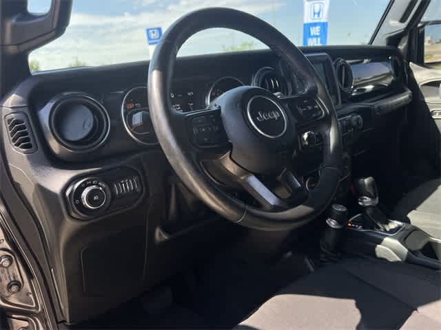 Thumbnail: 2021 Jeep Wrangler - 15