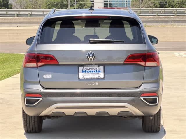 Thumbnail: 2022 Volkswagen Taos - 6