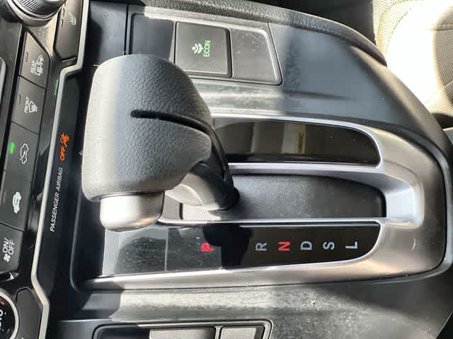 Thumbnail: 2017 Honda CR-V - 16