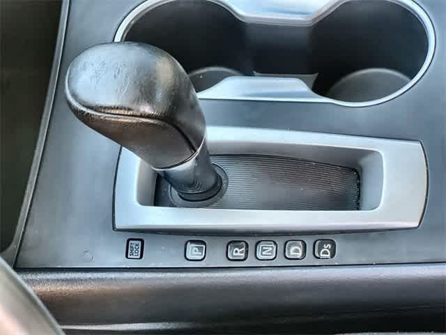 Thumbnail: 2017 Nissan Altima - 16