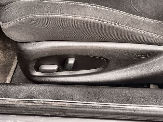 Thumbnail: 2017 Chevrolet Camaro - 31