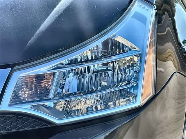 Thumbnail: 2009 Ford Focus - 24