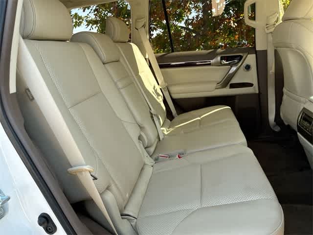 Thumbnail: 2019 Lexus GX - 14