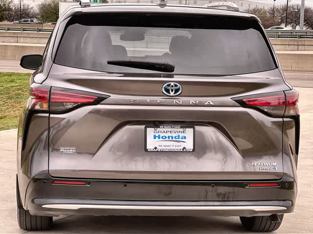 Thumbnail: 2024 Toyota Sienna - 6