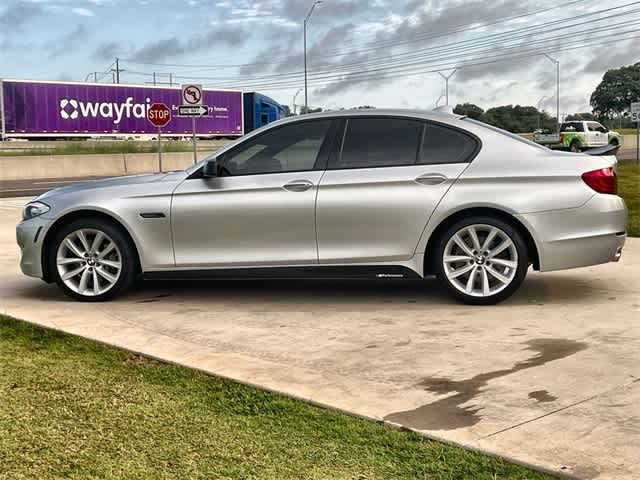 Thumbnail: 2012 BMW 5 Series - 4