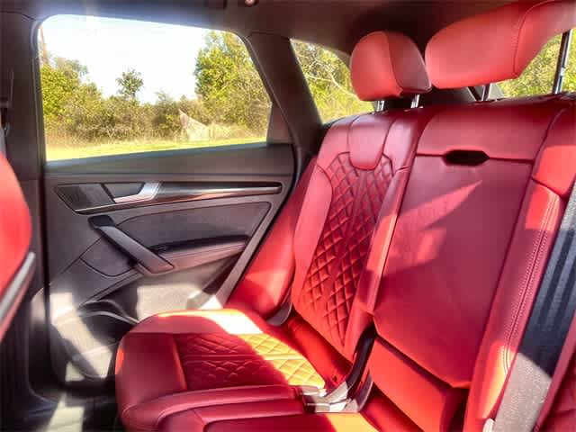 Thumbnail: 2024 Audi SQ5 - 14