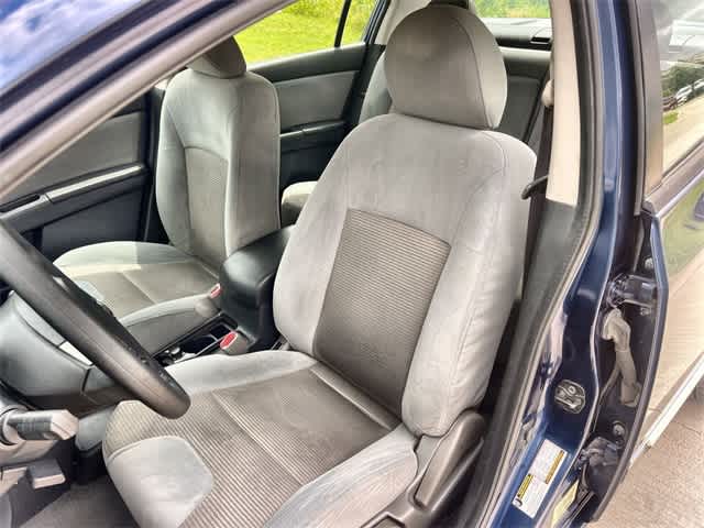 Thumbnail: 2011 Nissan Sentra - 11