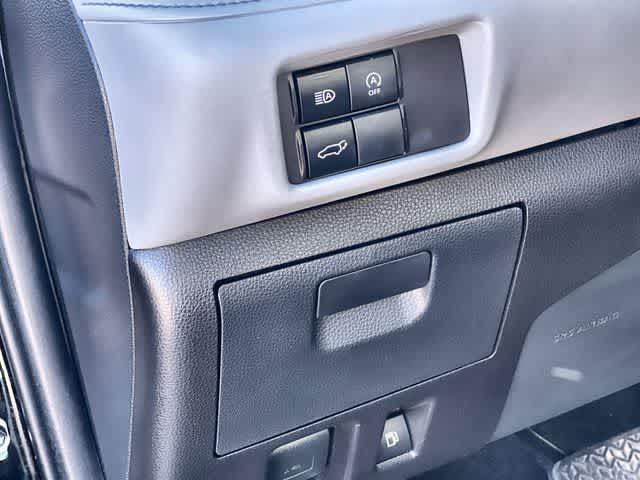 Thumbnail: 2024 Toyota Highlander - 29