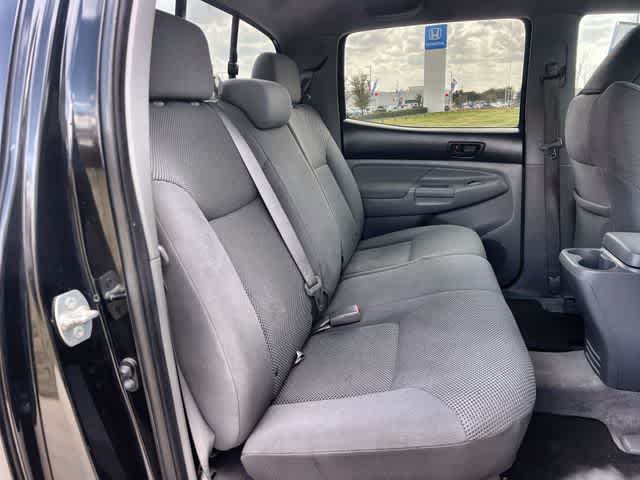 Thumbnail: 2010 Toyota Tacoma - 14