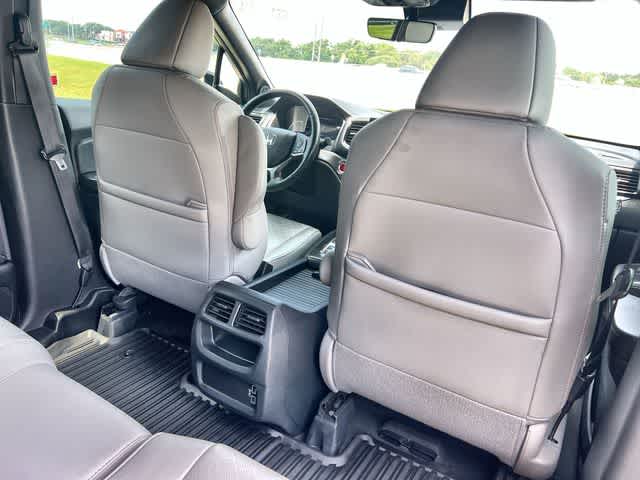 Thumbnail: 2020 Honda Passport - 13