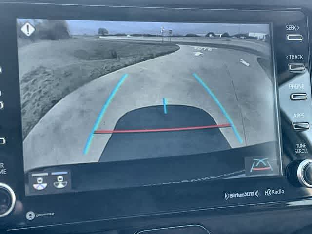 Thumbnail: 2021 Toyota Venza - 26