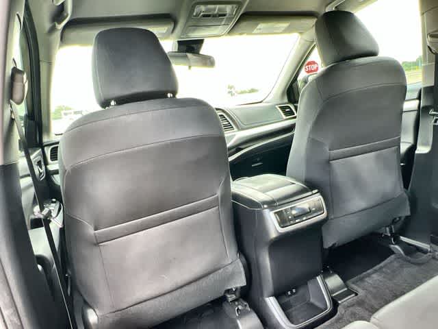 Thumbnail: 2018 Toyota Highlander - 13