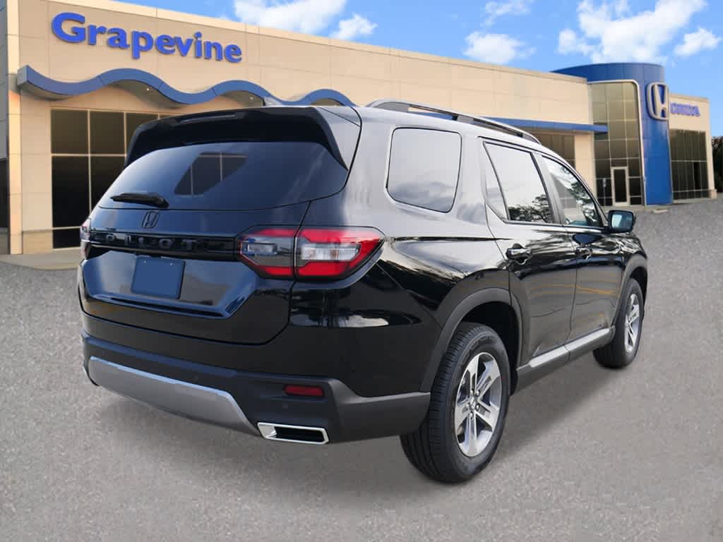 Thumbnail: 2026 Honda Pilot - 4