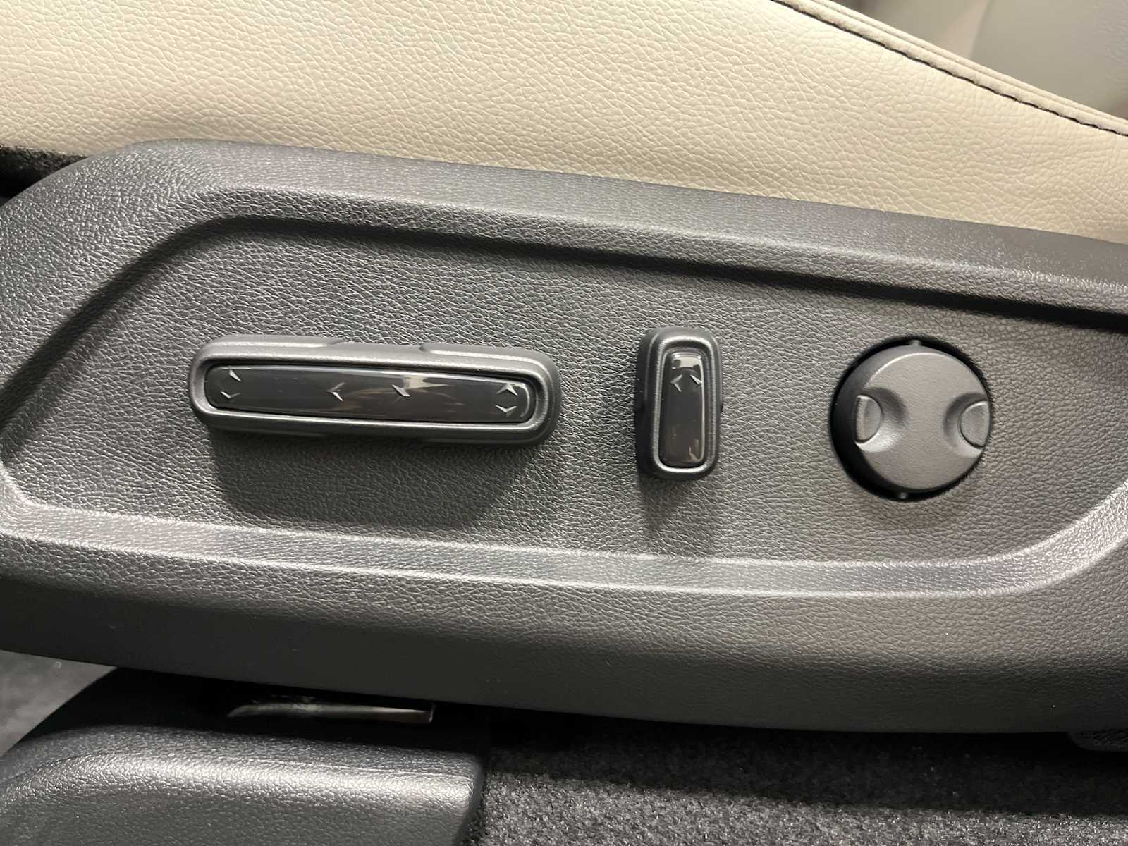 Thumbnail: 2026 Honda Pilot - 13