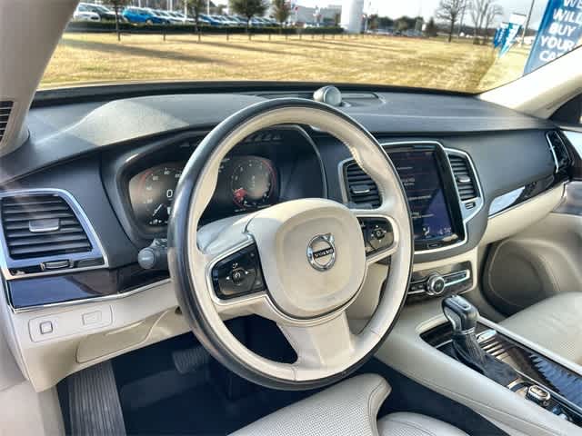 Thumbnail: 2017 Volvo XC90 - 15