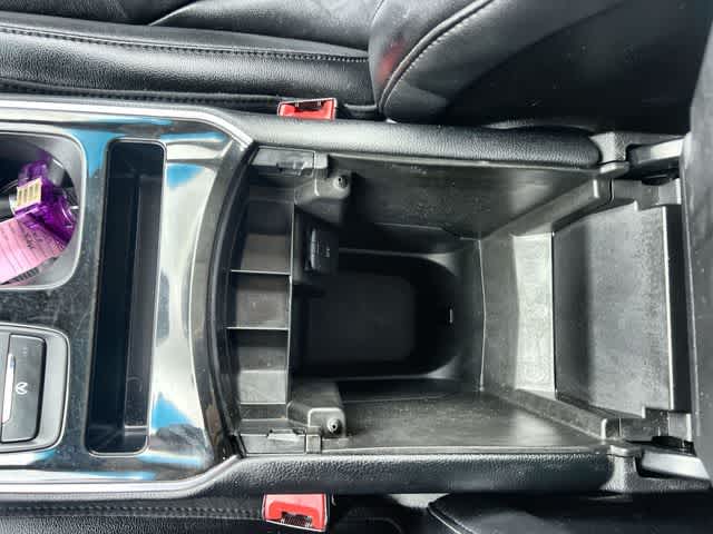 Thumbnail: 2019 Ford Edge - 27