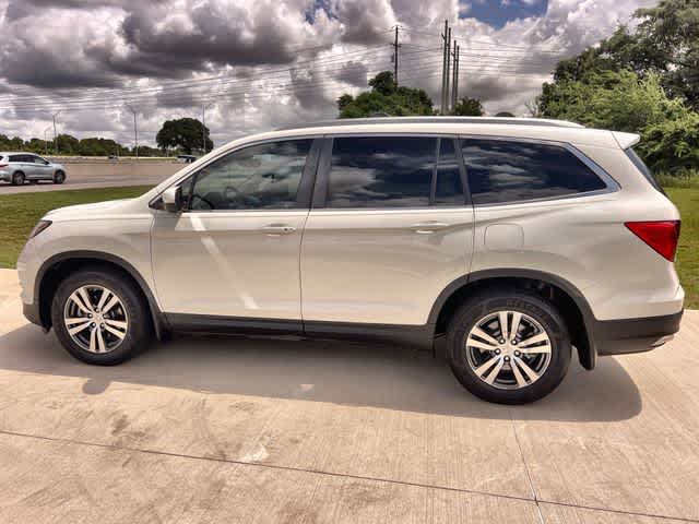 Thumbnail: 2016 Honda Pilot - 4