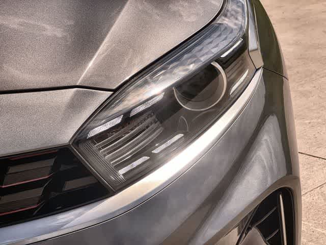 Thumbnail: 2022 Kia Forte - 24