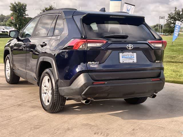 Thumbnail: 2019 Toyota RAV4 - 4