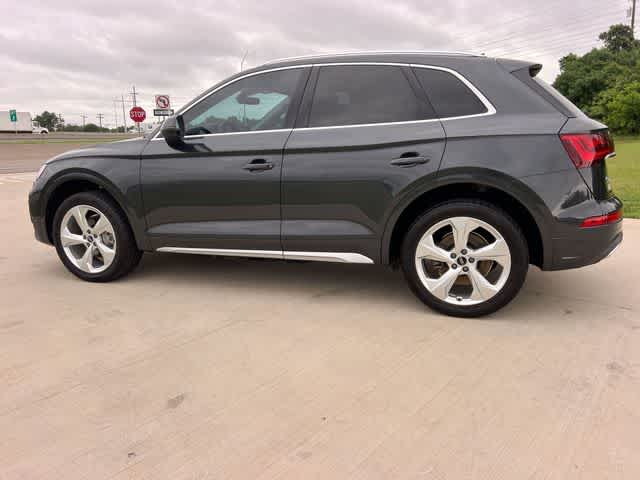 Thumbnail: 2021 Audi Q5 - 4